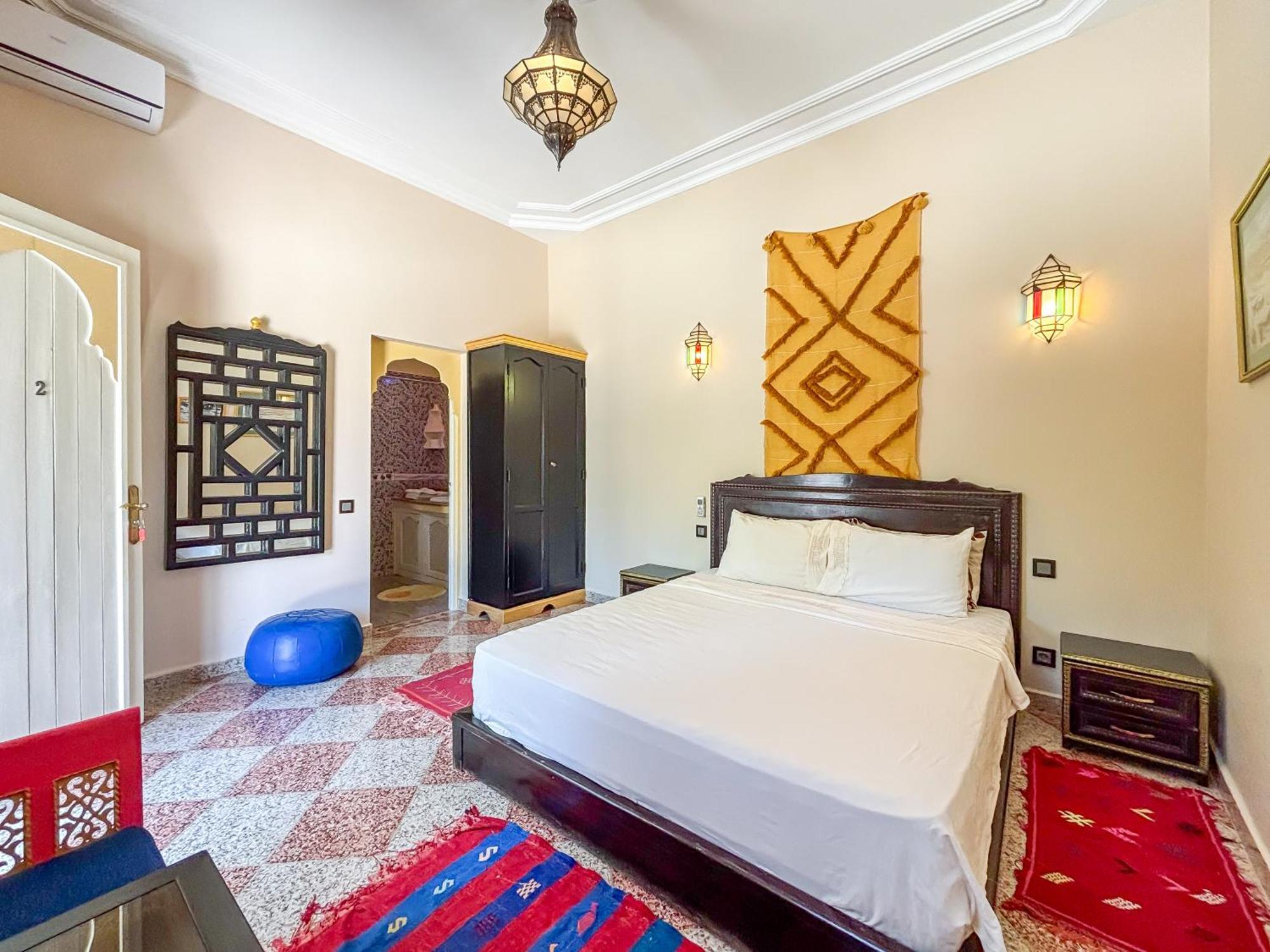 مبيت وإفطار Sidi Abdallah Ghiat Le Bleu House المظهر الخارجي الصورة
